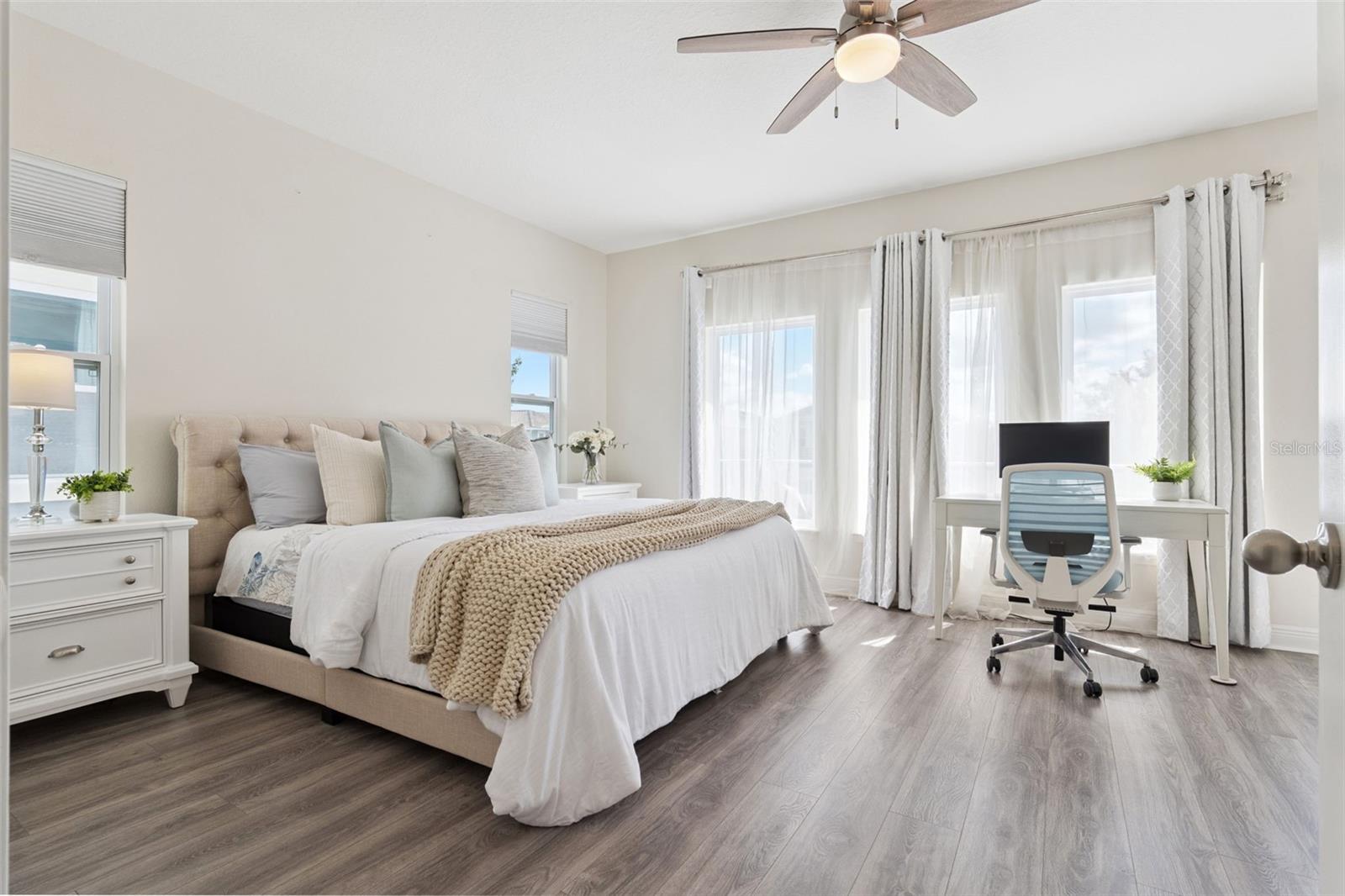 Image 19 of 34 For 8525 Pinter Street