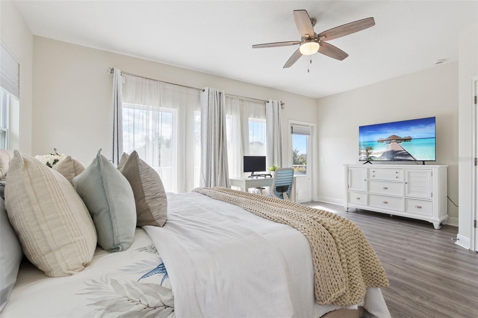 Image 20 of 34 For 8525 Pinter Street