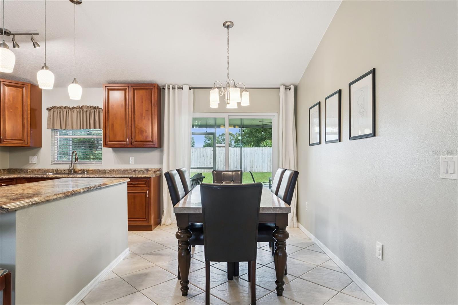 Image 10 of 32 For 10131 Cypress Glen Place