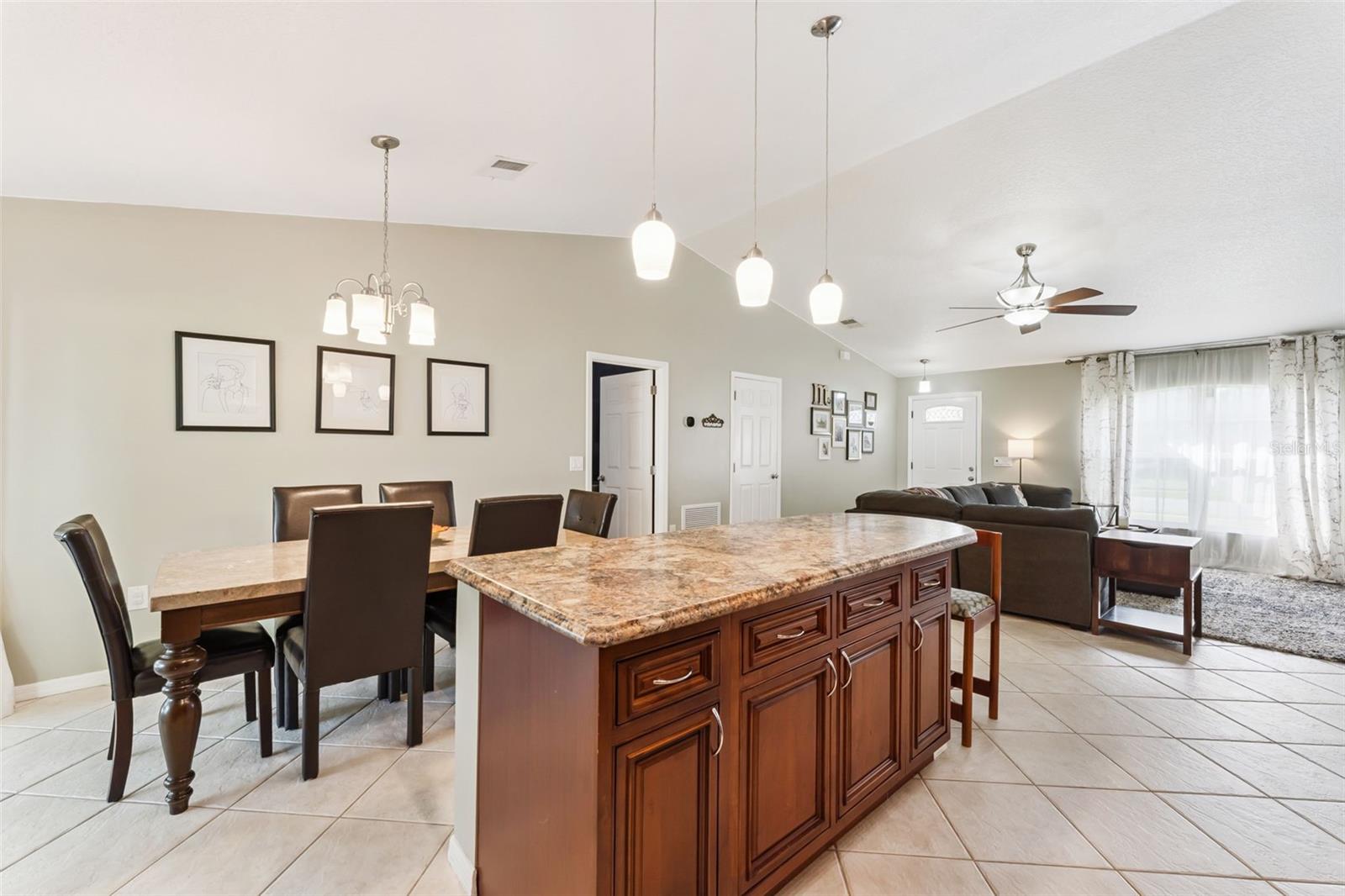Image 4 of 32 For 10131 Cypress Glen Place