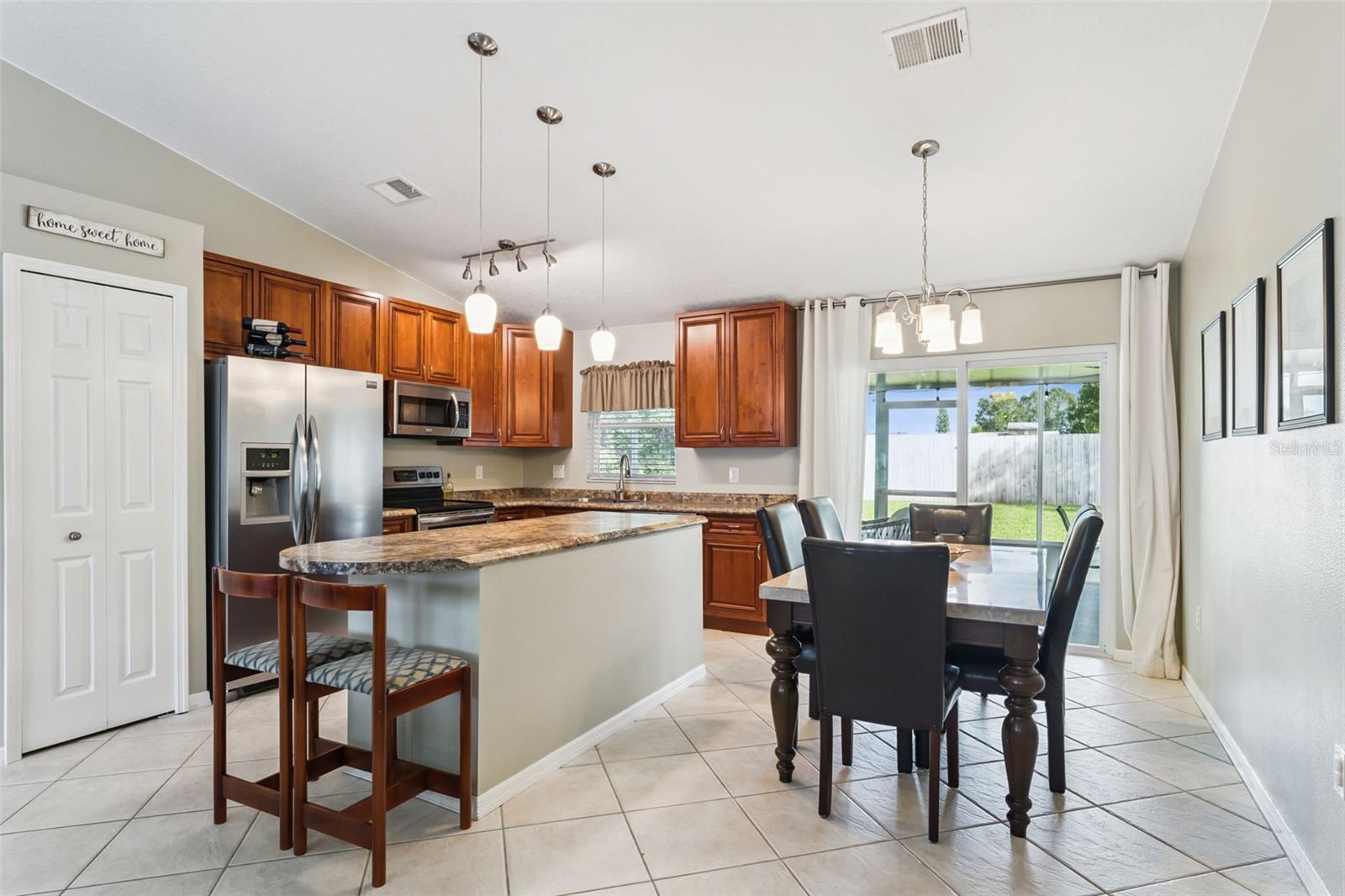 Image 6 of 32 For 10131 Cypress Glen Place