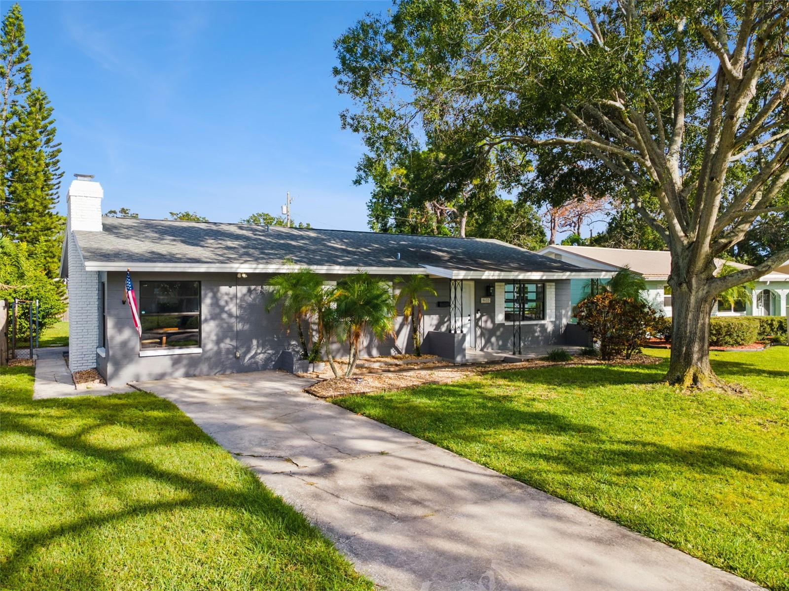 Image 2 of 20 For 9033 3rd Street N