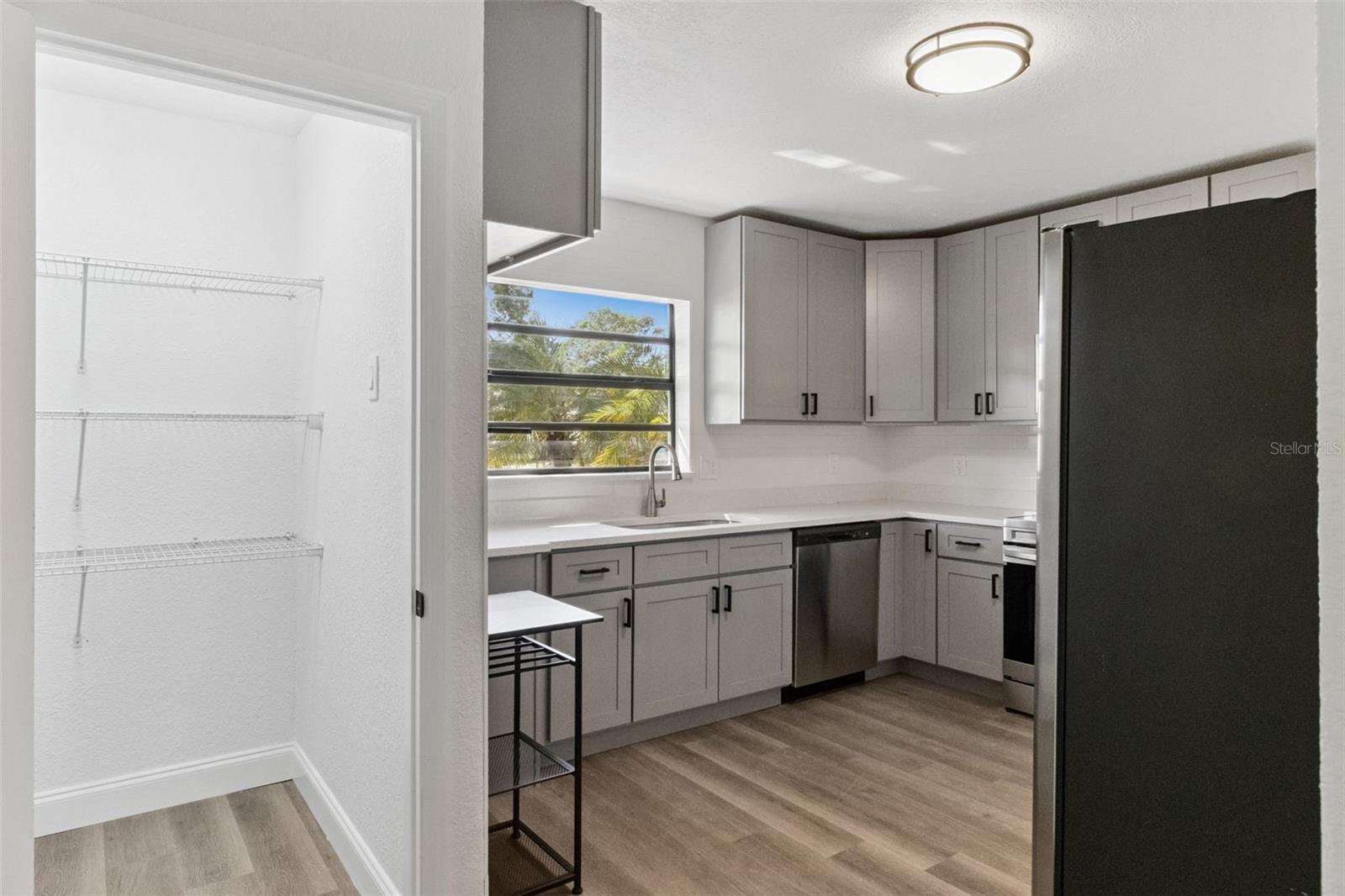 Image 9 of 20 For 9033 3rd Street N
