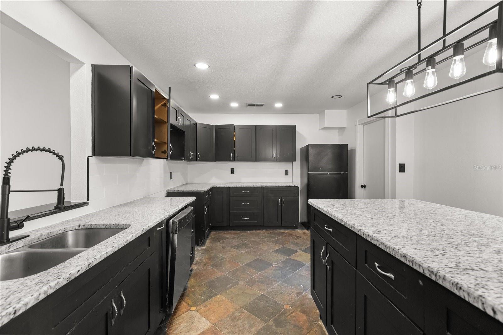 Image 7 of 32 For 2096 Parkton Drive