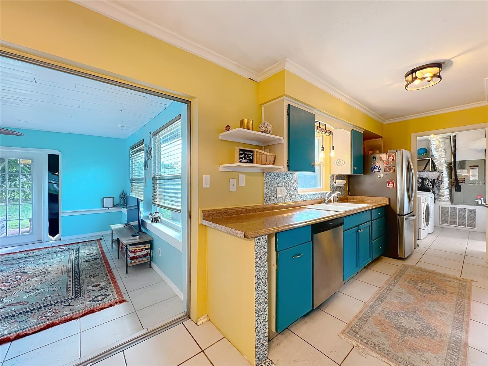 Image 11 of 63 For 1098 Henry Balch Drive