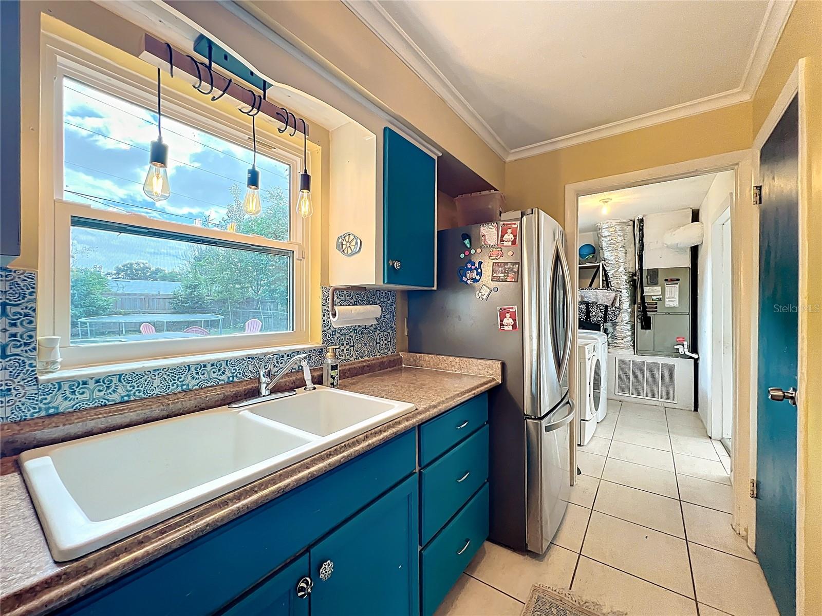 Image 13 of 63 For 1098 Henry Balch Drive