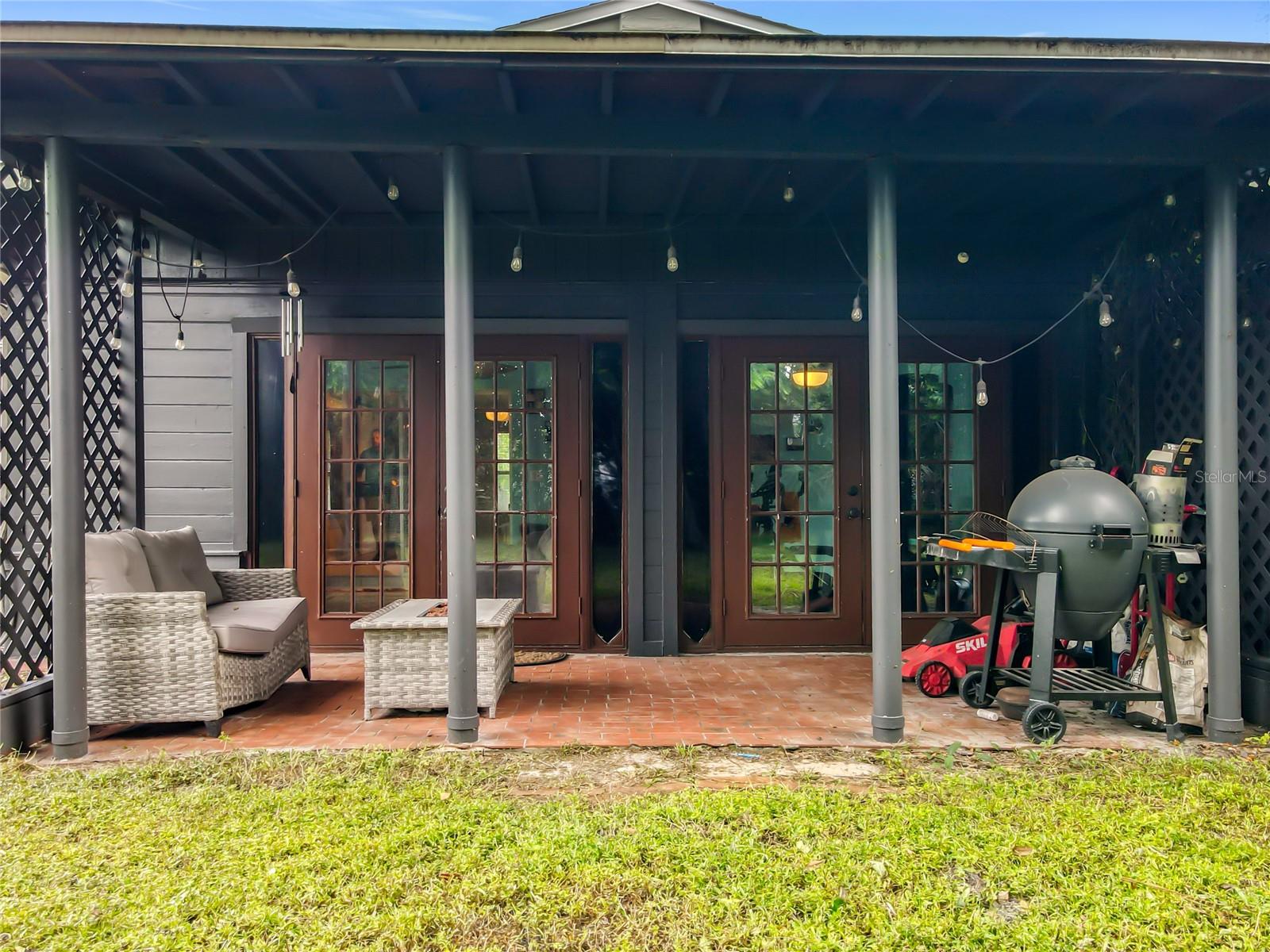 Image 50 of 63 For 1098 Henry Balch Drive
