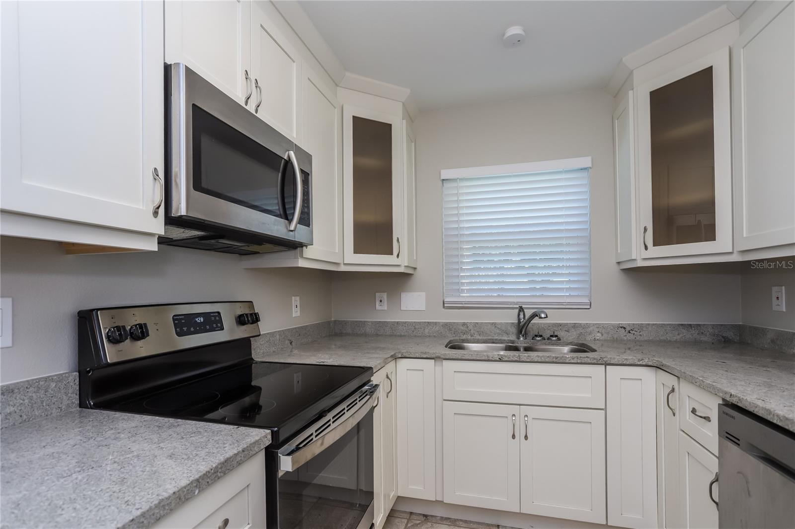 Image 5 of 16 For 2145 68th Avenue S
