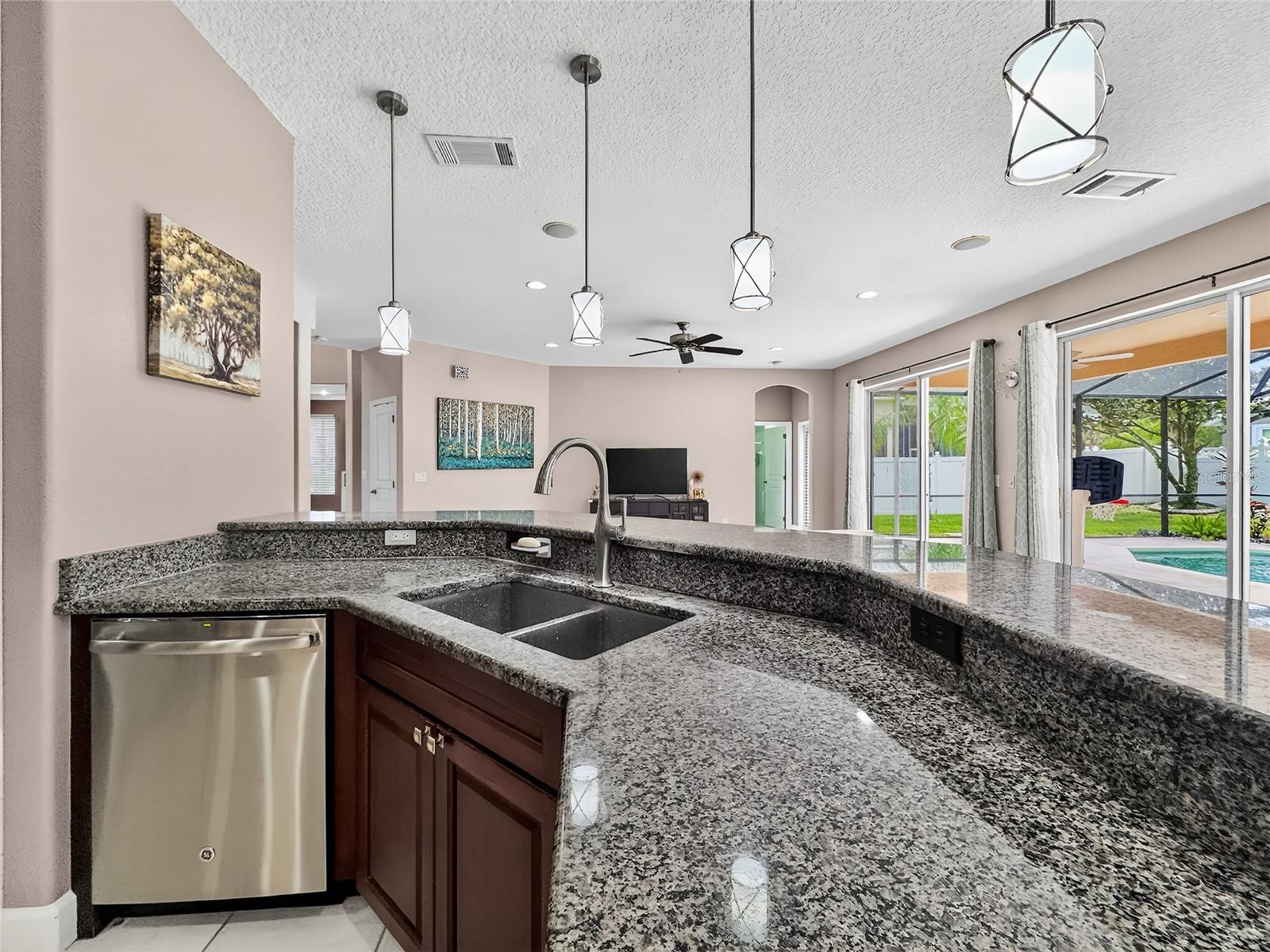 Image 20 of 62 For 3511 Hollow Oak Run