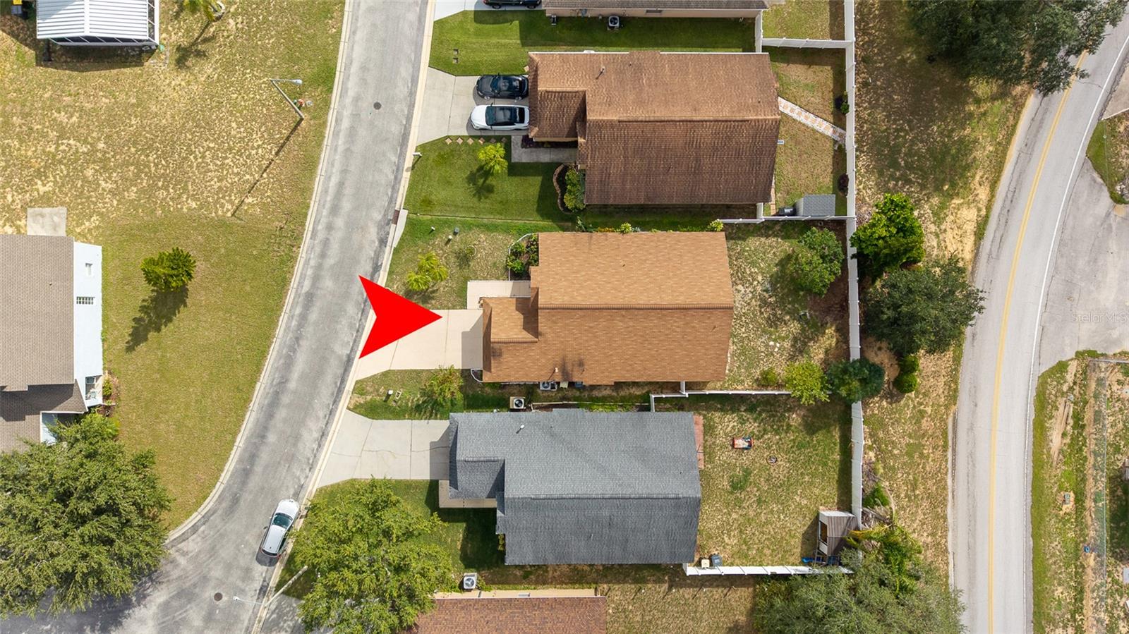 Image 34 of 44 For 312 Royal Ridge Drive