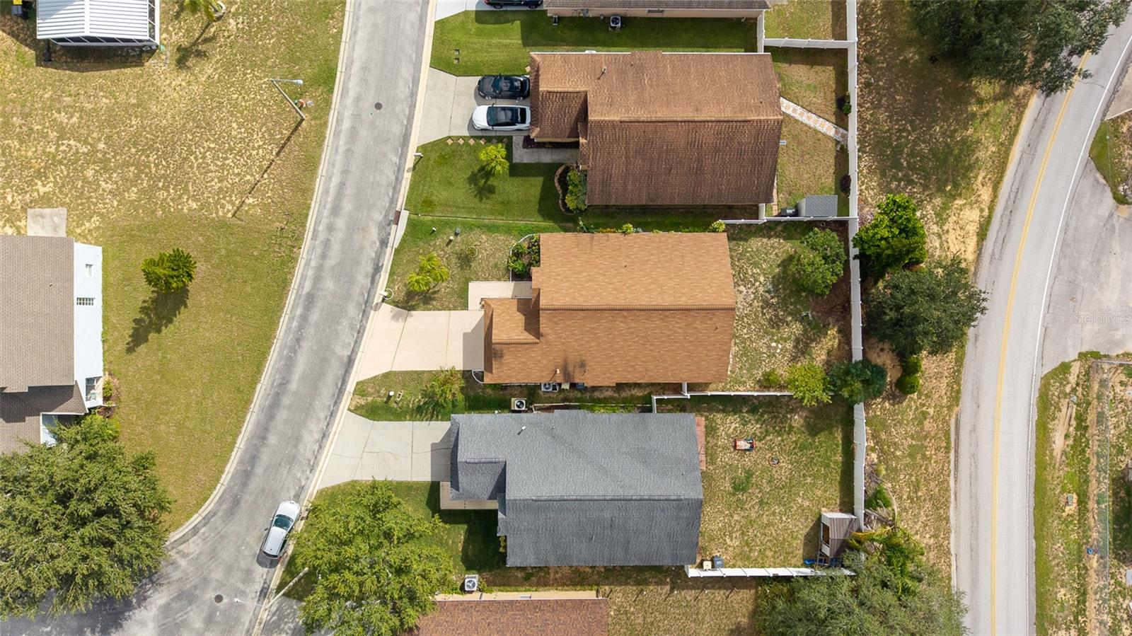 Image 35 of 44 For 312 Royal Ridge Drive