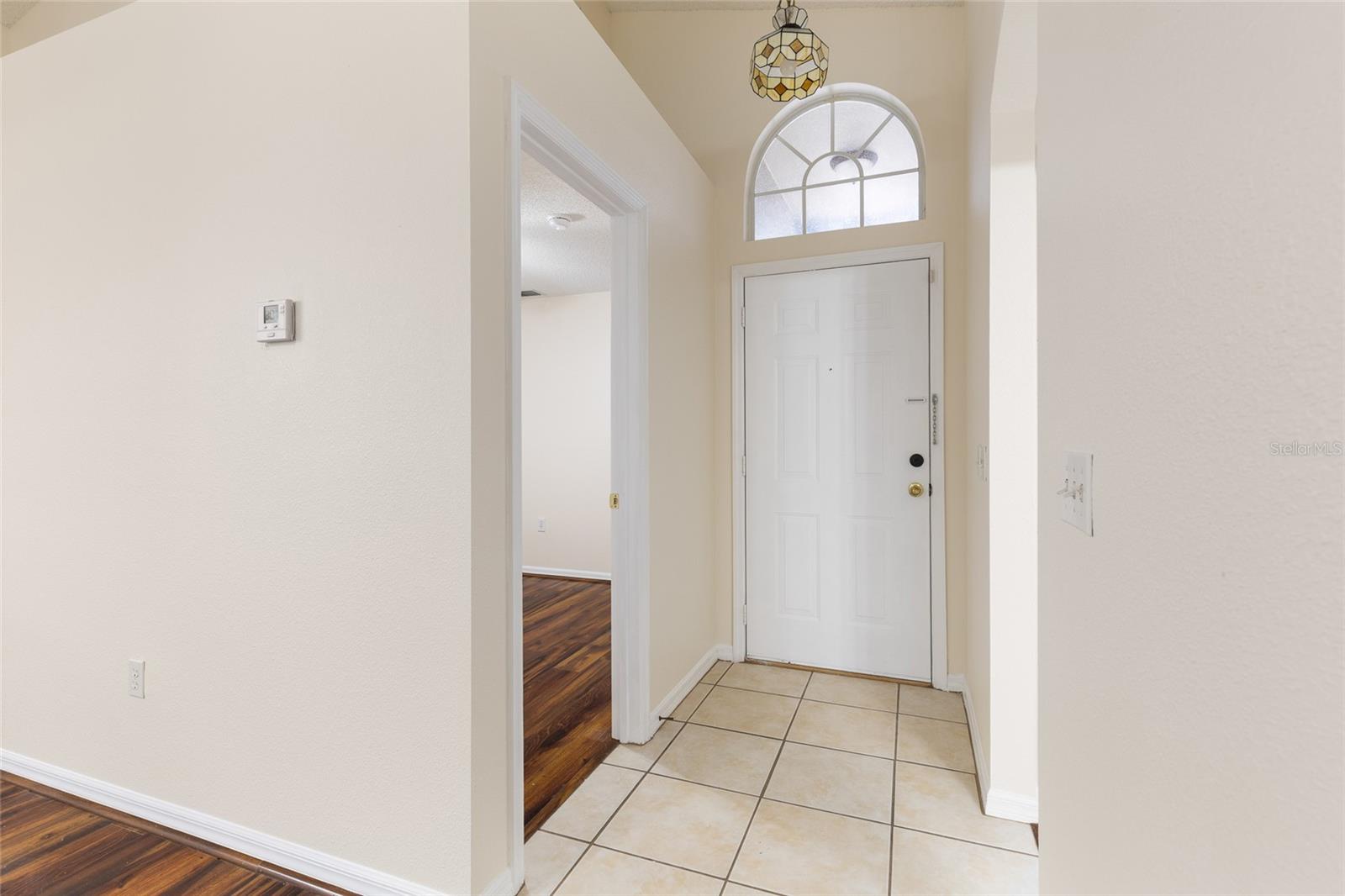 Image 4 of 44 For 312 Royal Ridge Drive