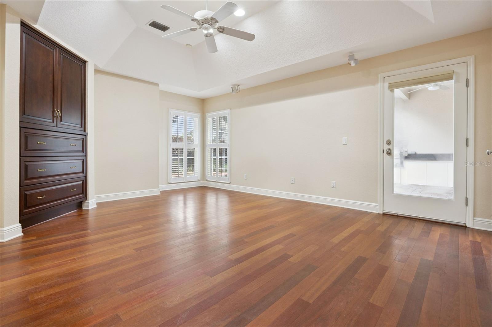Image 11 of 62 For 17608 Deer Isle Circle