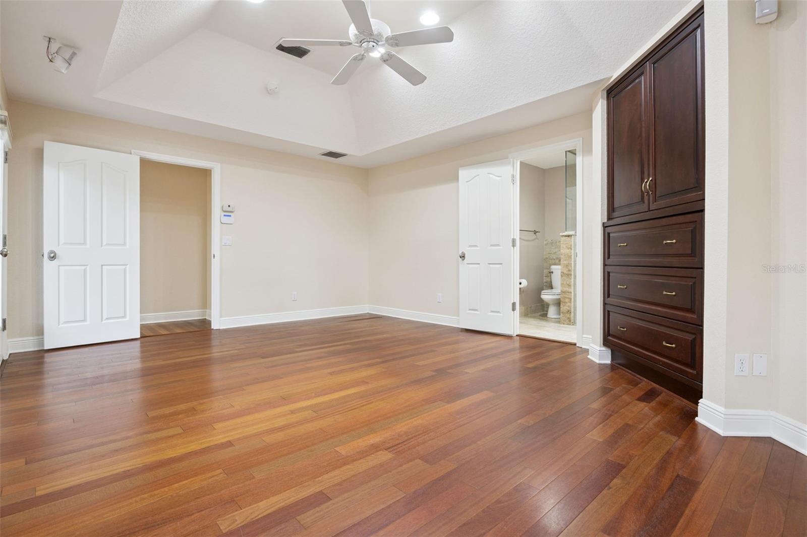 Image 13 of 62 For 17608 Deer Isle Circle