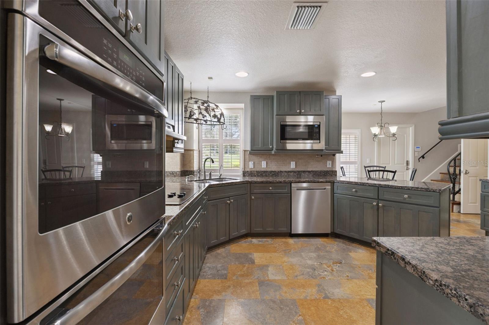 Image 23 of 62 For 17608 Deer Isle Circle