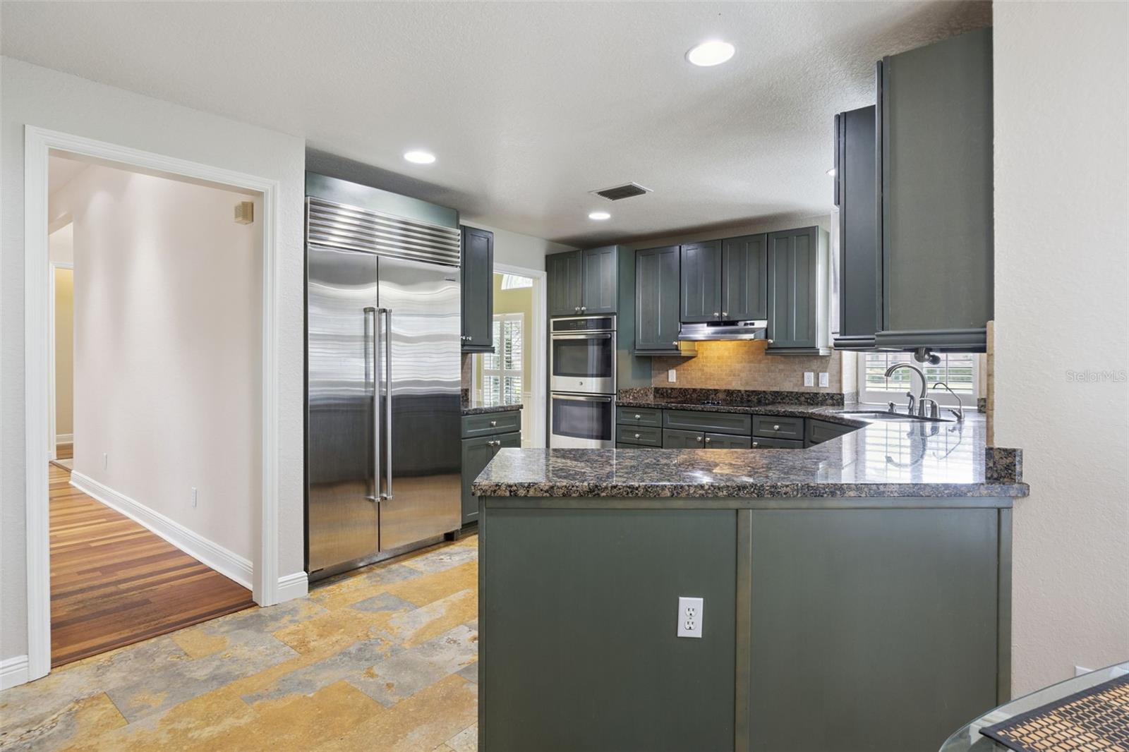 Image 25 of 62 For 17608 Deer Isle Circle