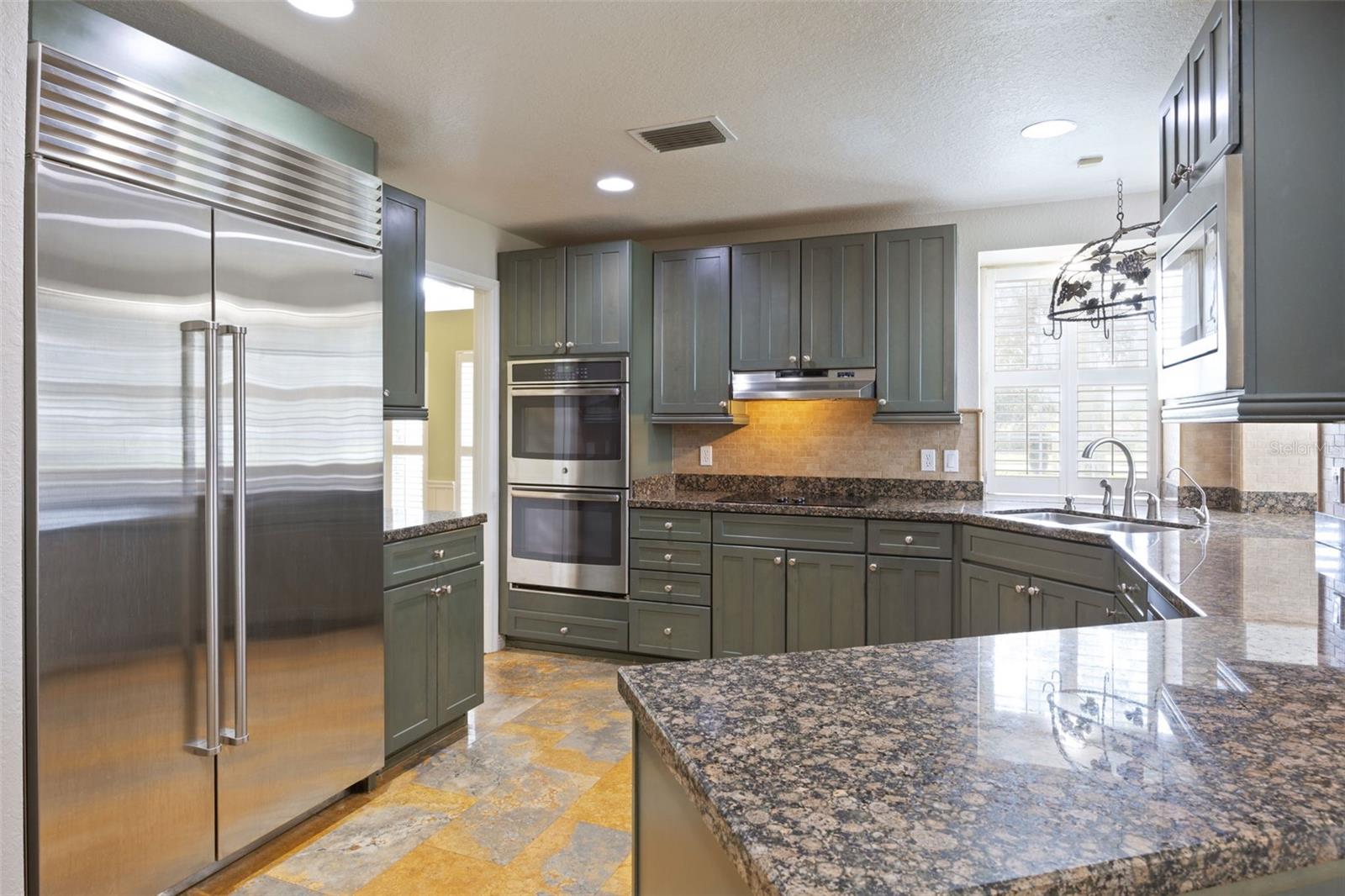 Image 26 of 62 For 17608 Deer Isle Circle