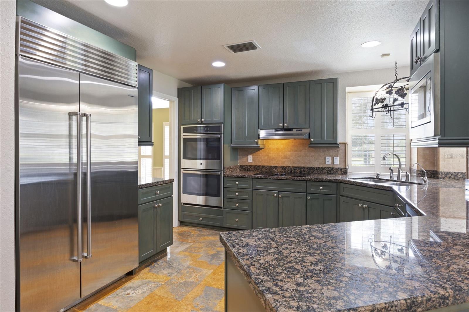 Image 29 of 62 For 17608 Deer Isle Circle
