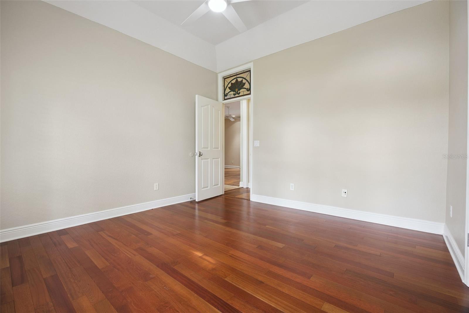 Image 33 of 62 For 17608 Deer Isle Circle