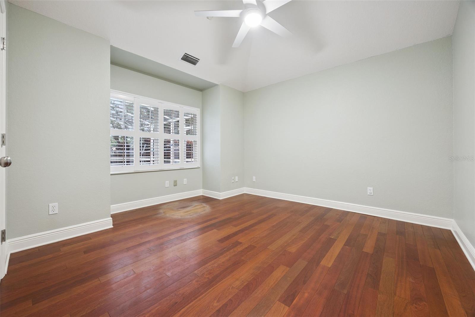 Image 37 of 62 For 17608 Deer Isle Circle