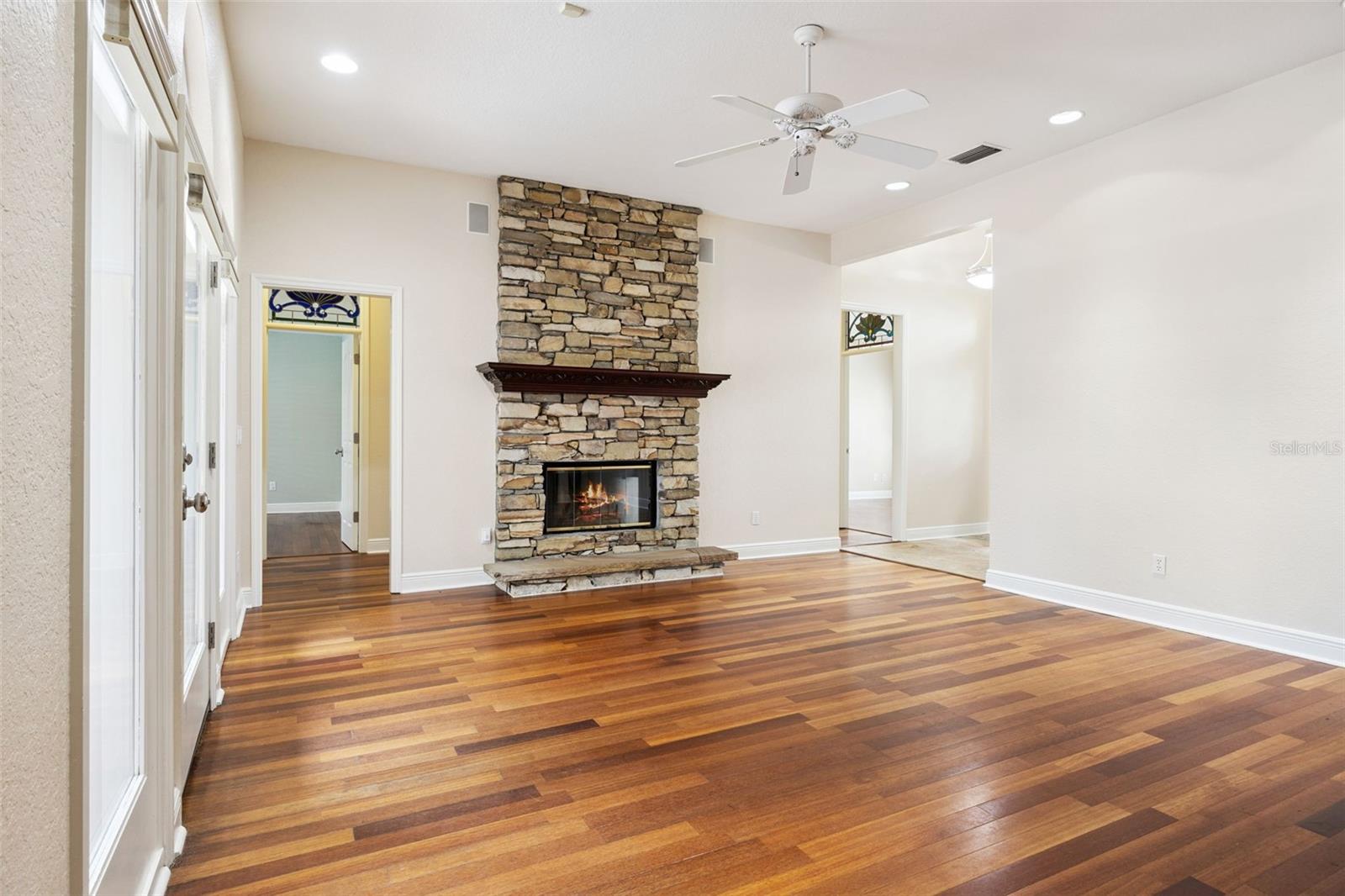 Image 6 of 62 For 17608 Deer Isle Circle