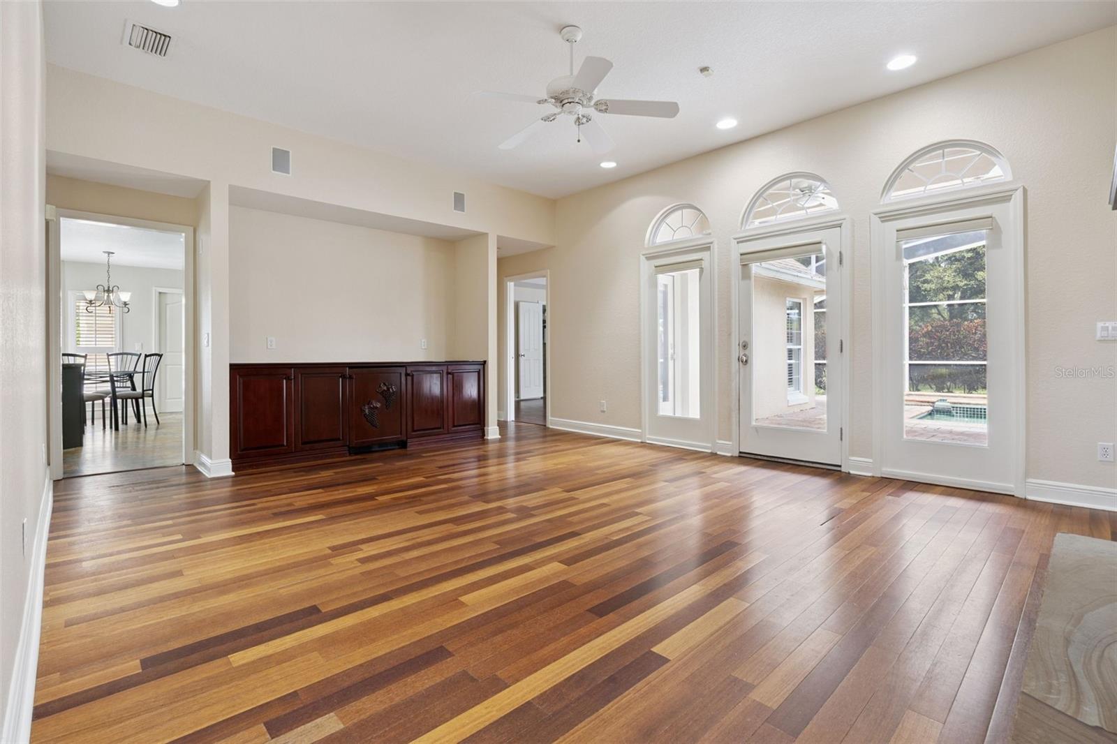 Image 7 of 62 For 17608 Deer Isle Circle