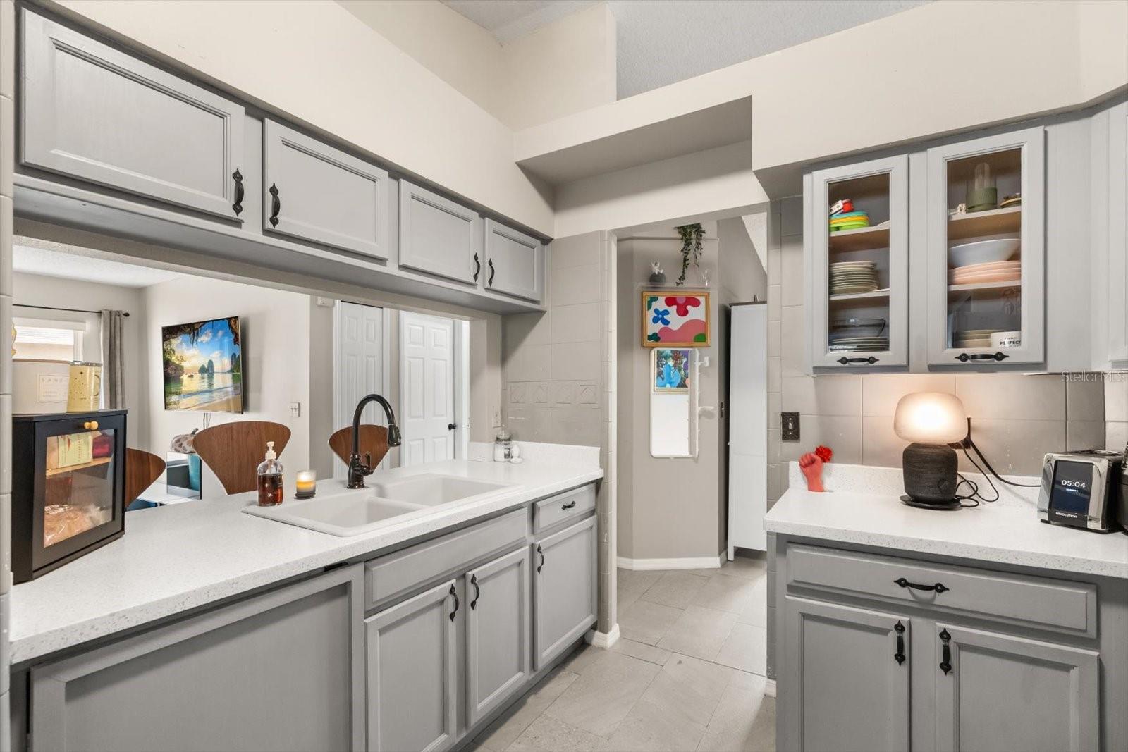 Image 6 of 31 For 11805 Foxglove Drive