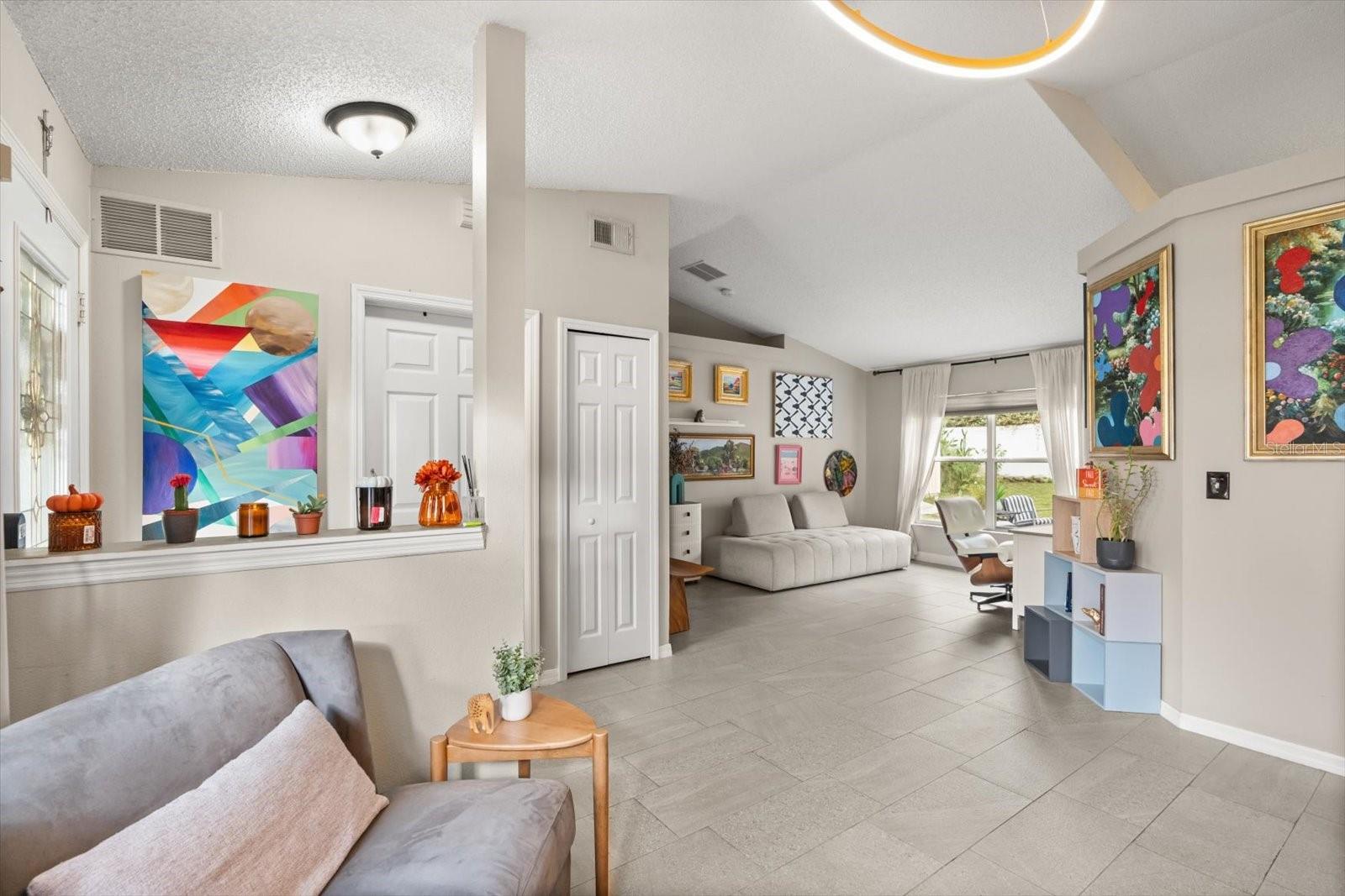 Image 9 of 31 For 11805 Foxglove Drive