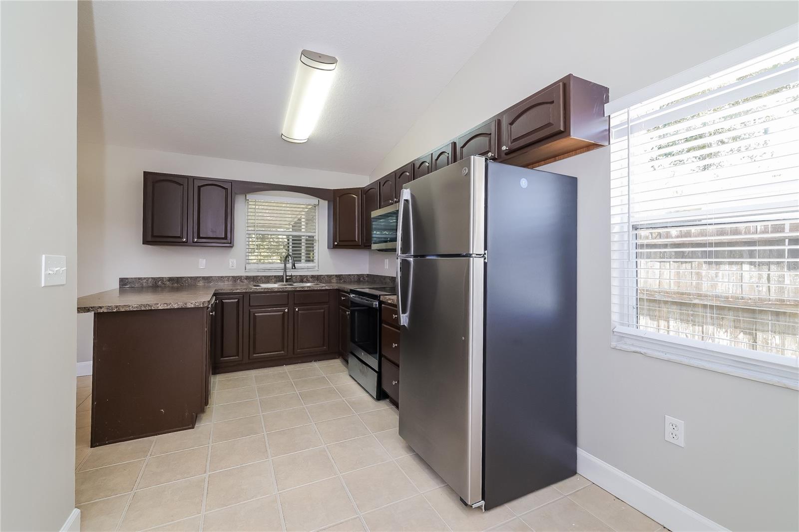 Image 5 of 16 For 123 Kings Pond Avenue