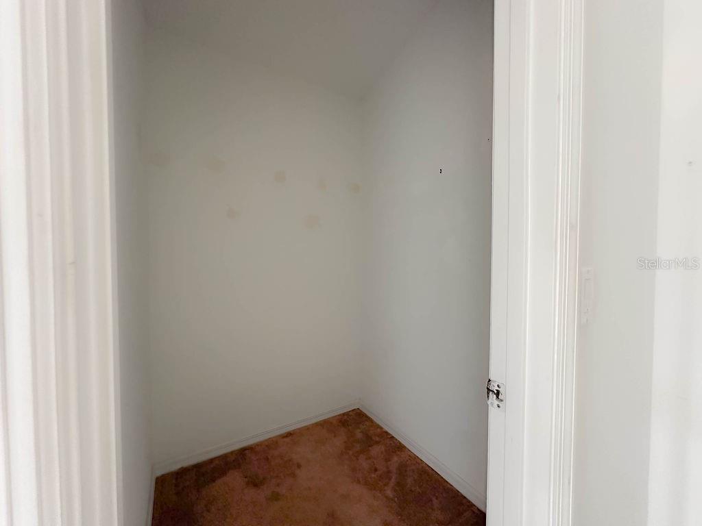 Image 13 of 25 For 1008 Casterton Circle