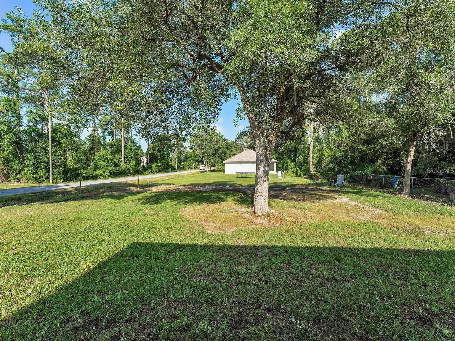 Image 23 of 27 For 2008 Central Parkway