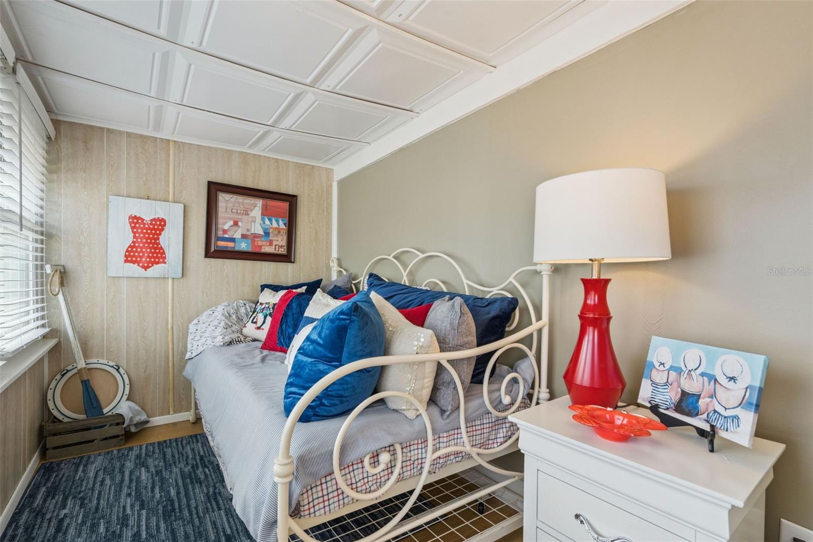 Image 12 of 30 For 101 Tournament Drive 101