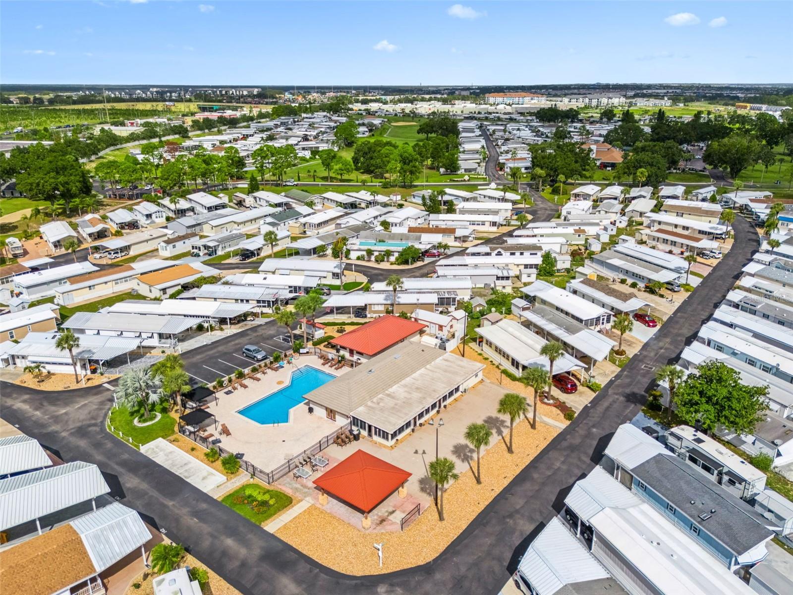 Image 26 of 30 For 101 Tournament Drive 101