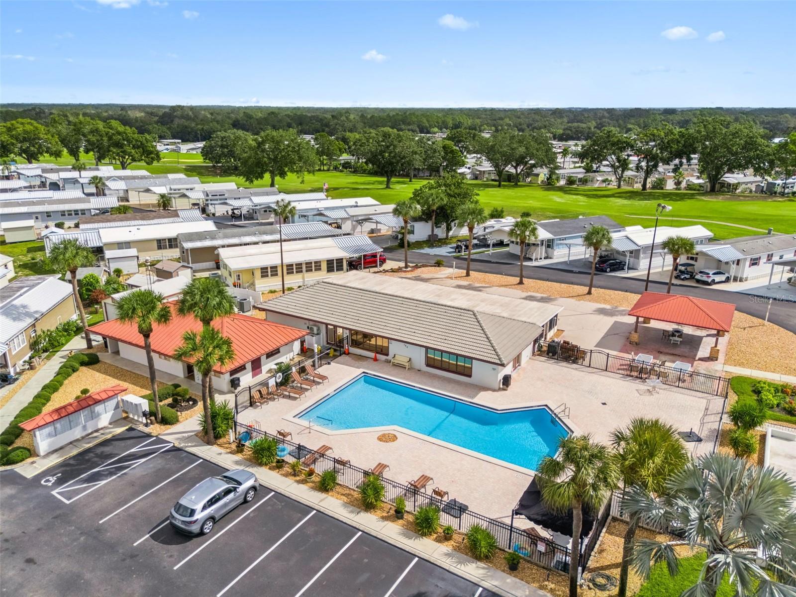 Image 27 of 30 For 101 Tournament Drive 101