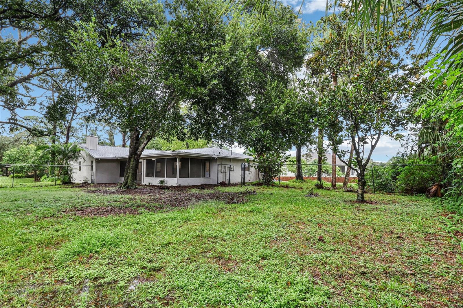 Image 32 of 34 For 1170 Mina Avenue Ne