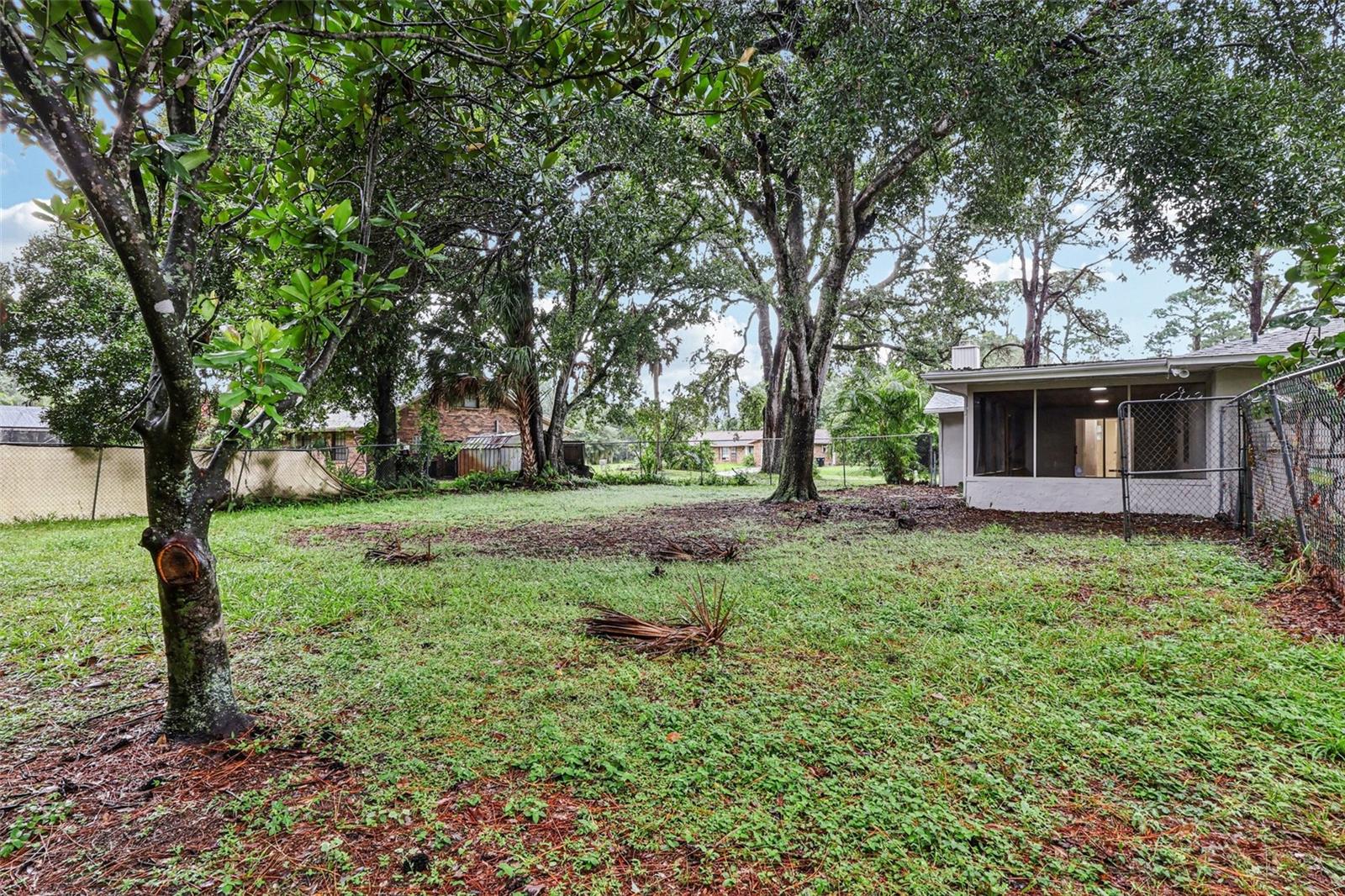 Image 33 of 34 For 1170 Mina Avenue Ne