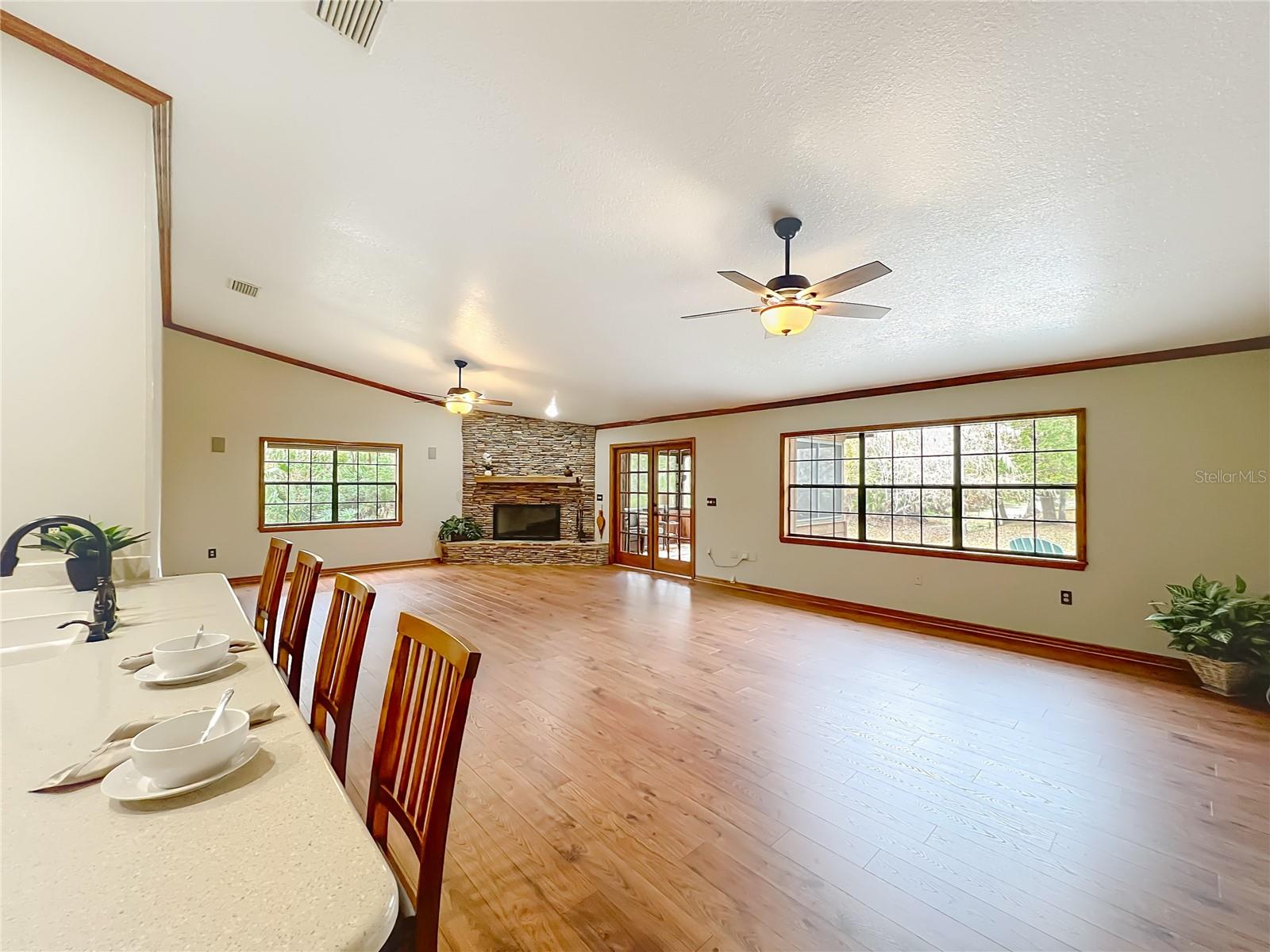 Image 24 of 53 For 372 Wekiva Park Drive