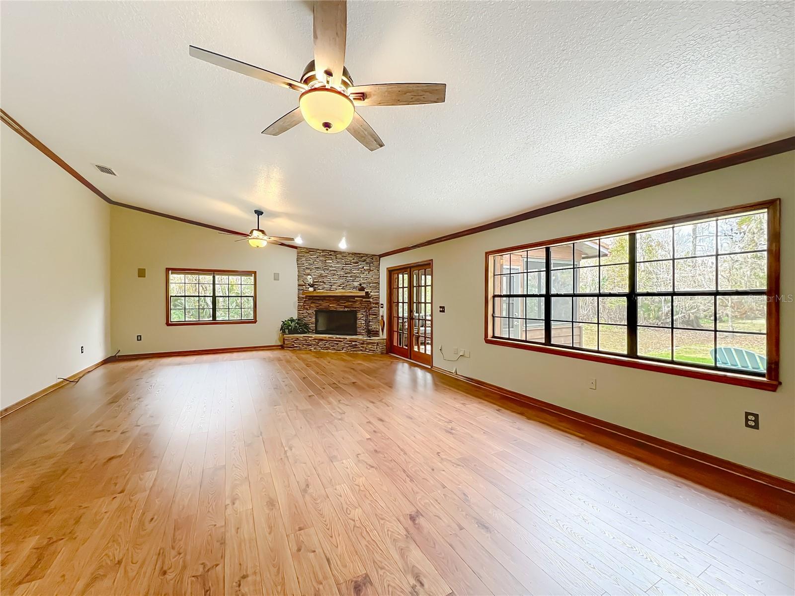 Image 25 of 53 For 372 Wekiva Park Drive