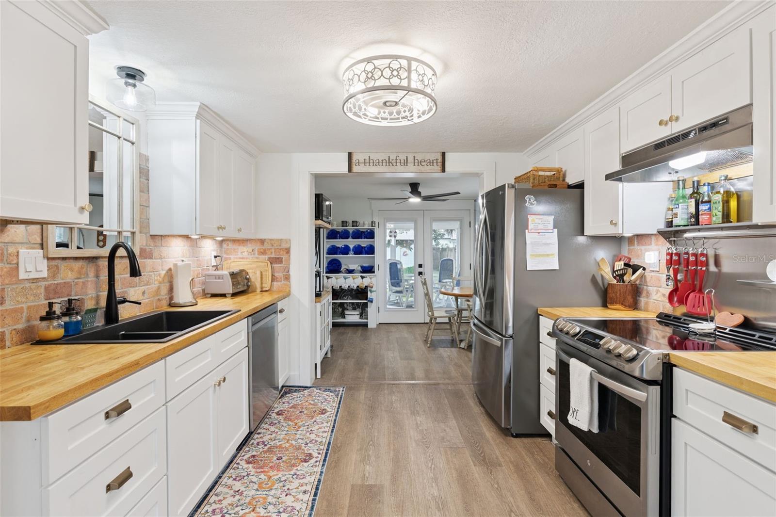 Image 10 of 79 For 1011 Liberty Avenue