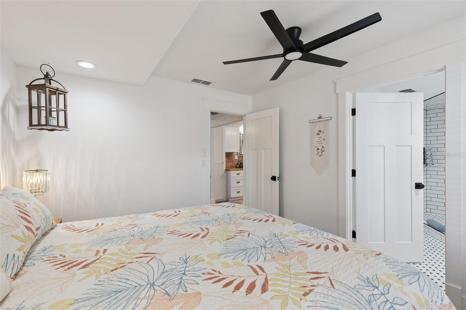 Image 24 of 79 For 1011 Liberty Avenue