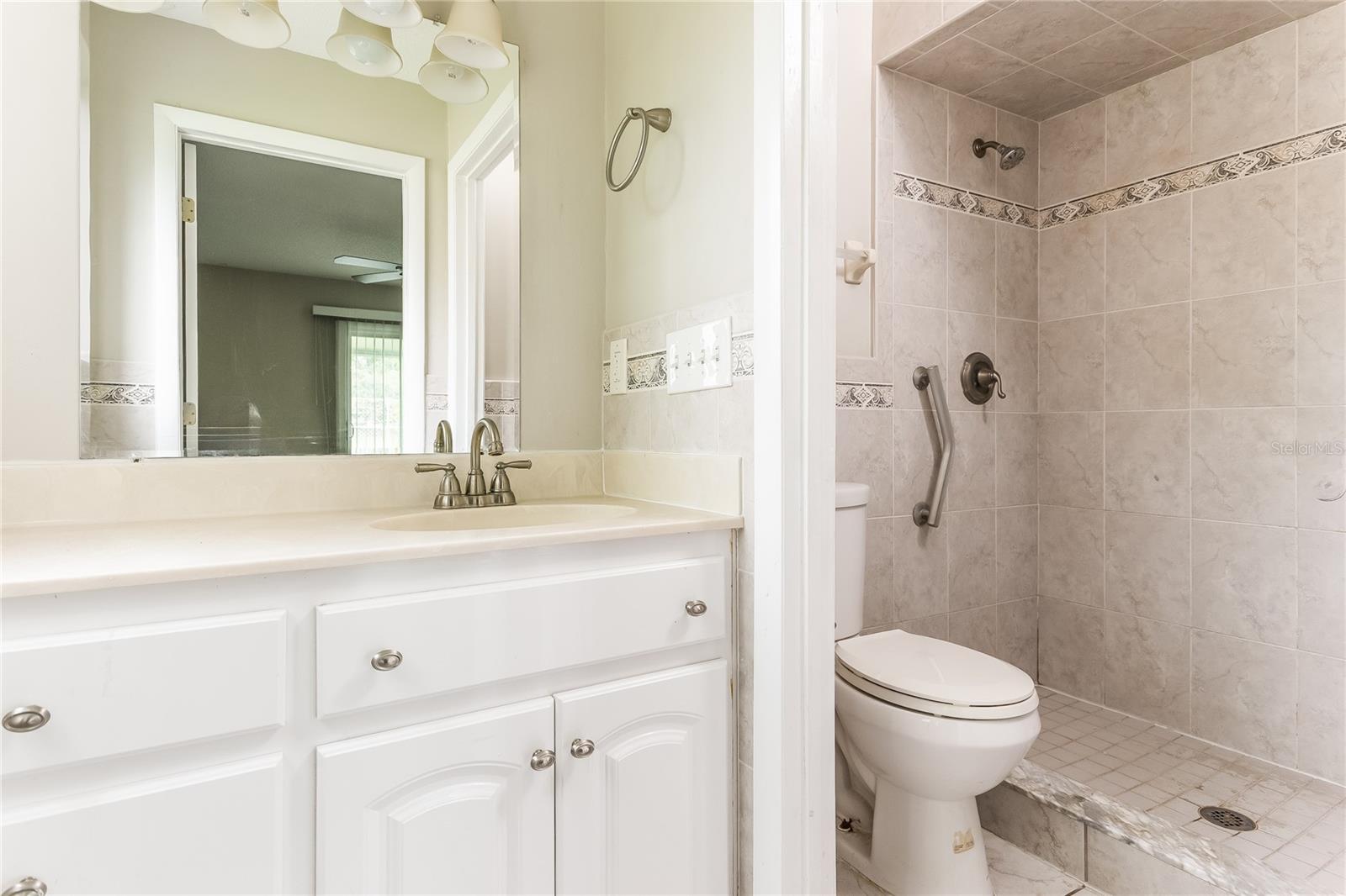 Image 14 of 16 For 1517 Colony Avenue