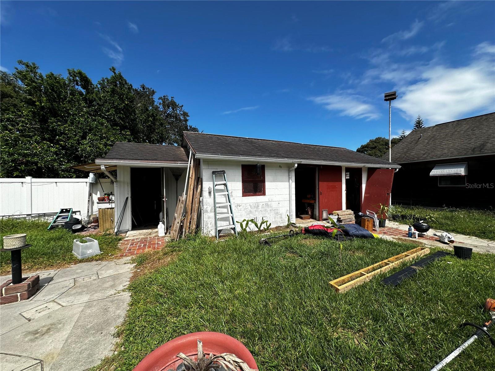 Image 6 of 50 For 1109 Burton Street