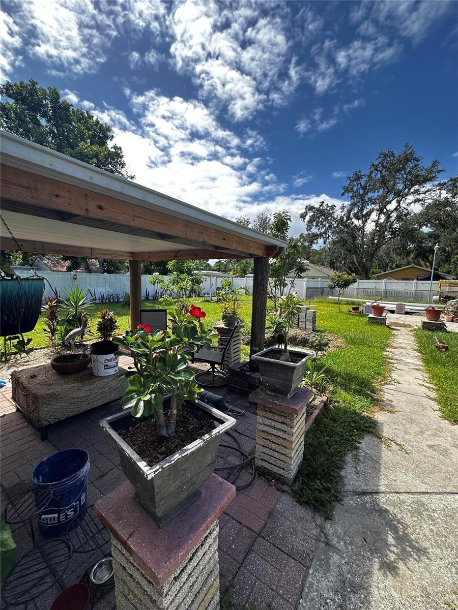 Image 9 of 50 For 1109 Burton Street
