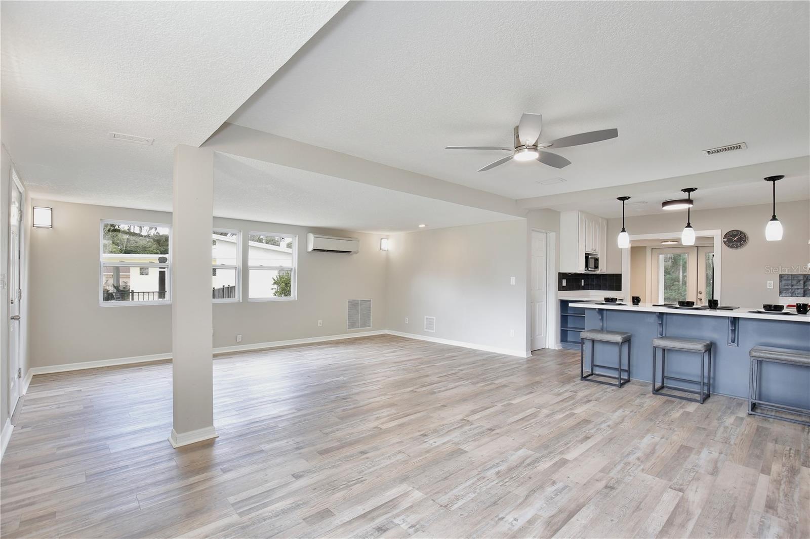 Image 10 of 52 For 780 Kentucky Avenue