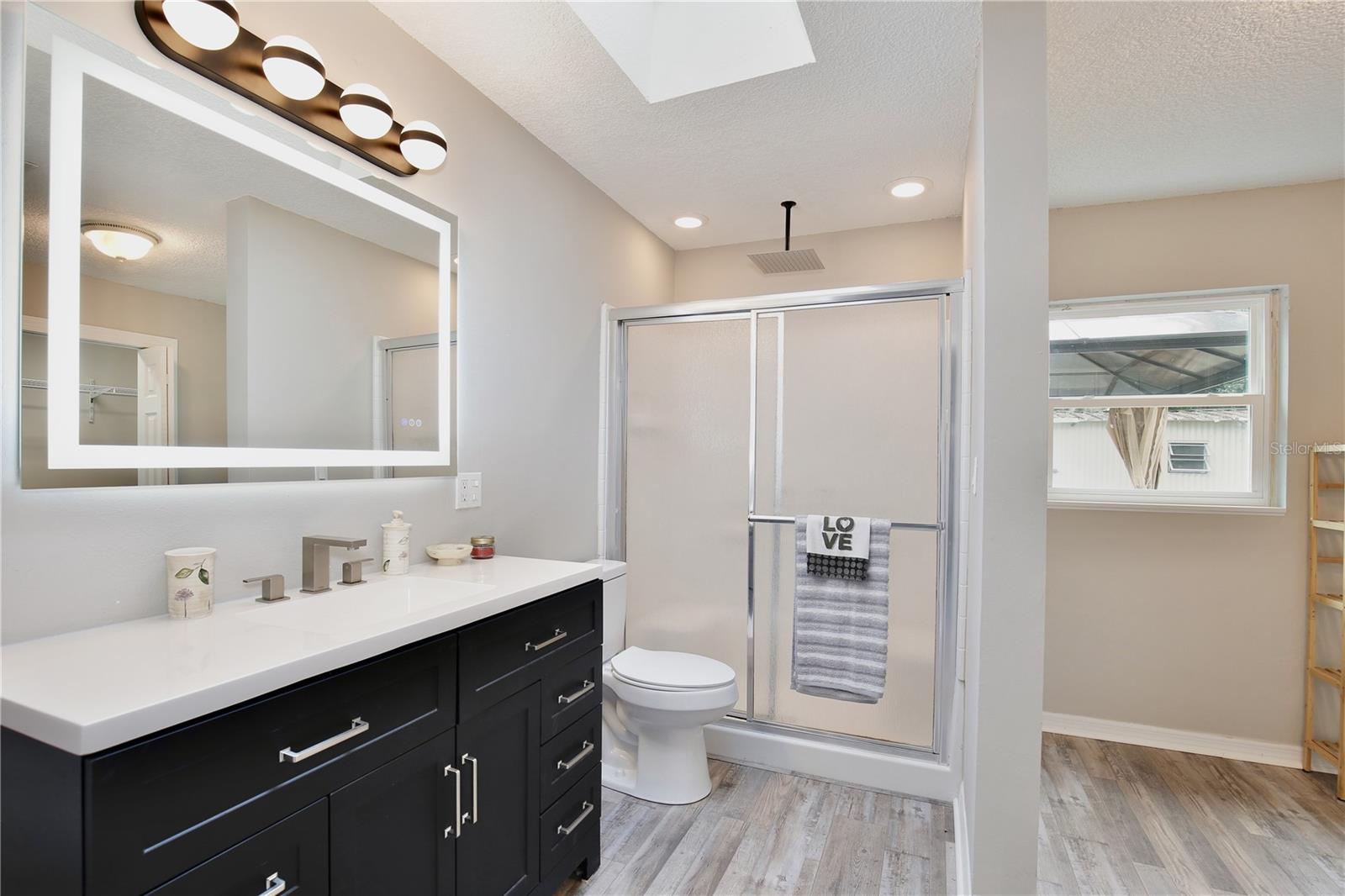 Image 21 of 52 For 780 Kentucky Avenue