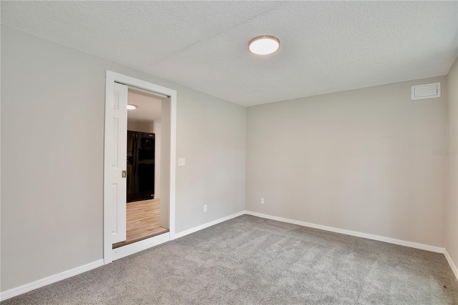 Image 24 of 52 For 780 Kentucky Avenue