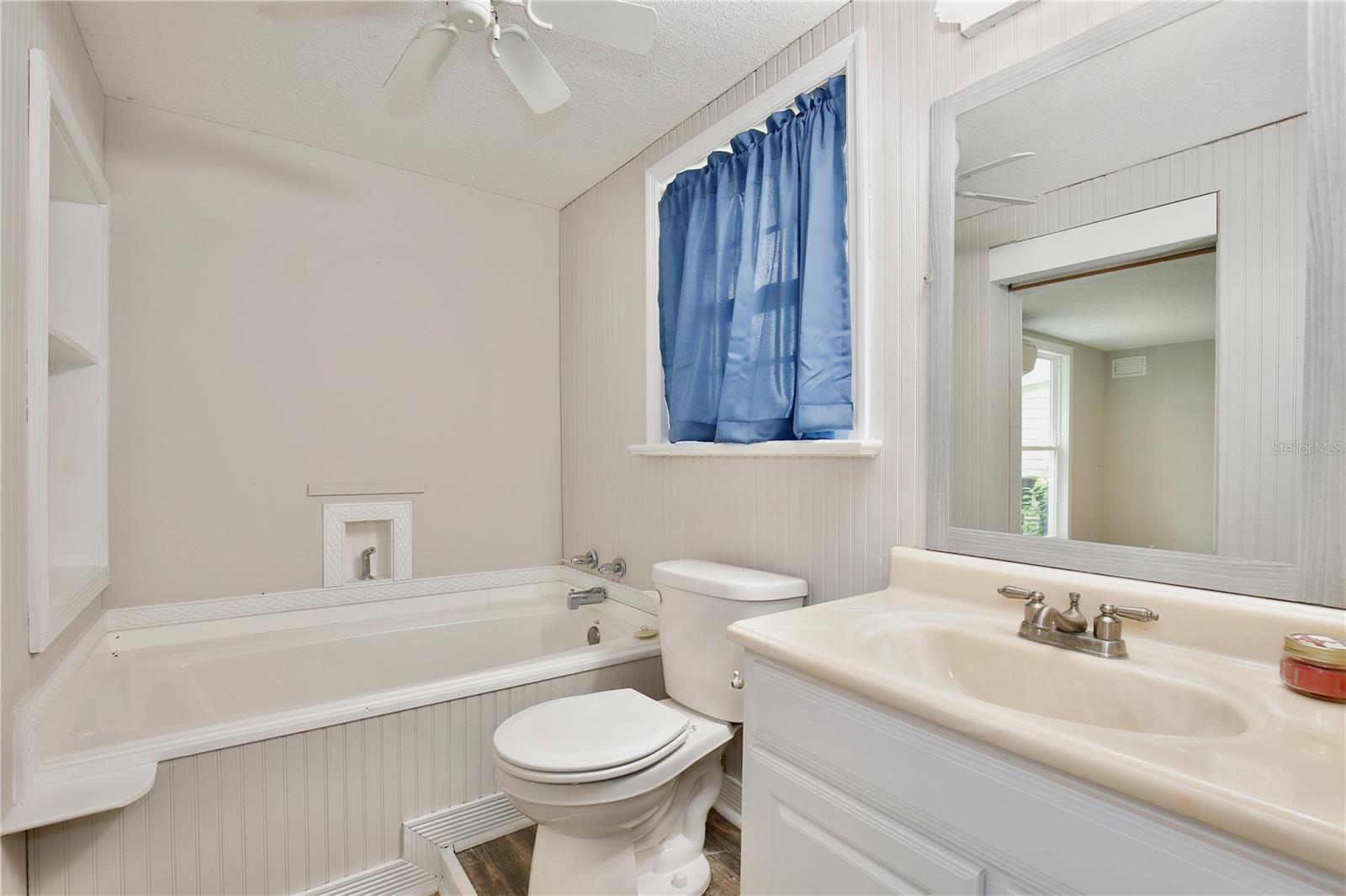 Image 26 of 52 For 780 Kentucky Avenue