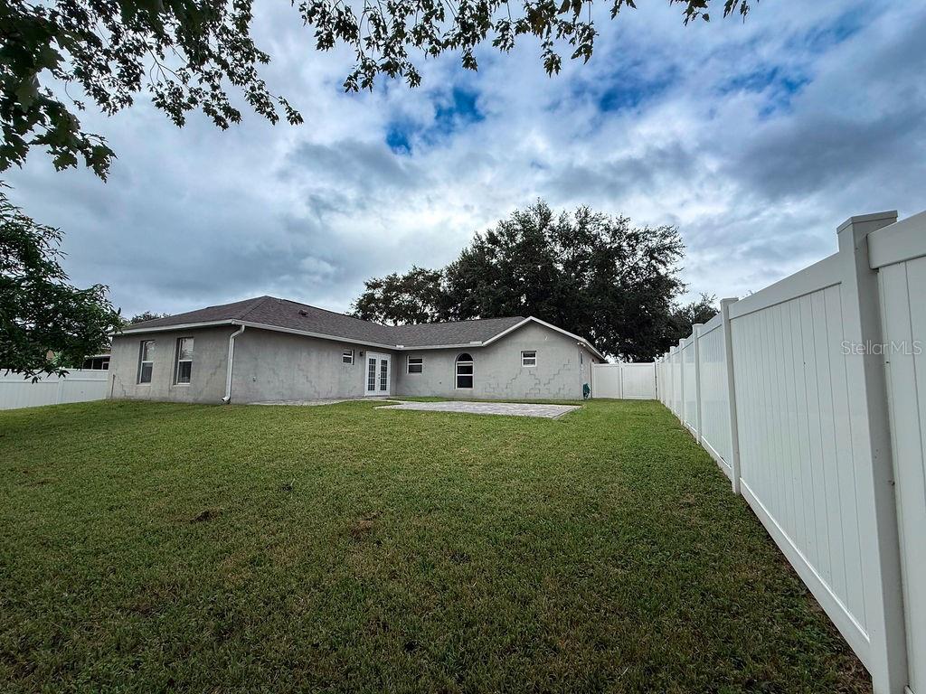 Image 21 of 23 For 1723 Lochshyre Loop