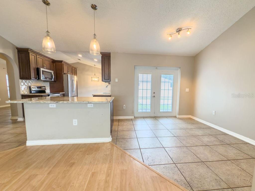 Image 6 of 23 For 1723 Lochshyre Loop