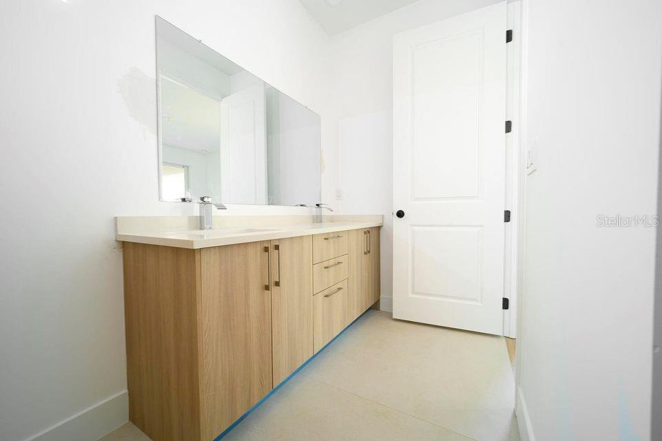 Image 24 of 33 For 15261 Brainbridge Circle